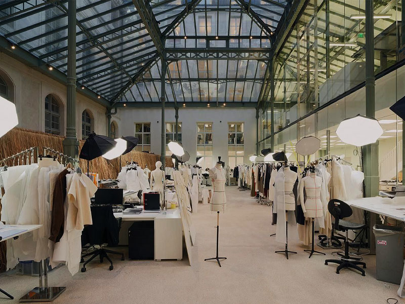 تصویر شاخص مهم ترین موسسات طراحی لباس در دنیا