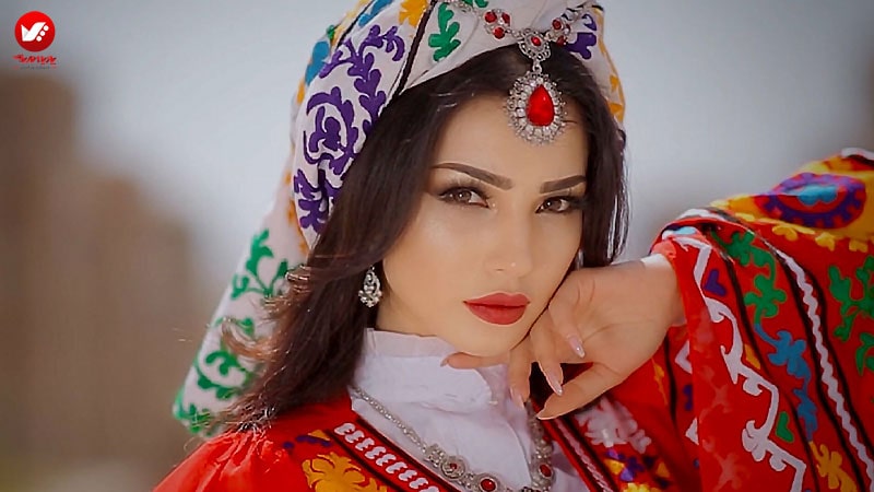 طراحی لباس تاجیکستانی
